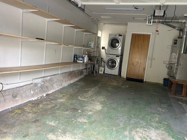 Foto del edificio - 187 Oakridge Dr