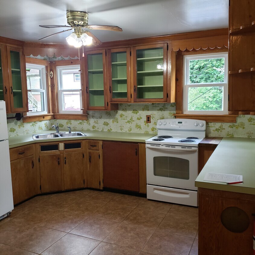 105 N Highland St, Lock Haven, PA 17745 House Rental in Lock Haven, PA