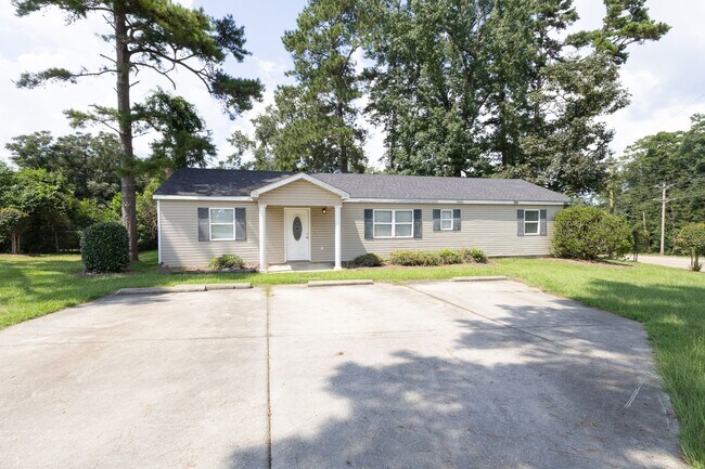 Building Photo - 322 Ray Ave