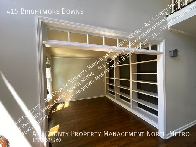 Foto del edificio - Spacious Johns Creek Home
