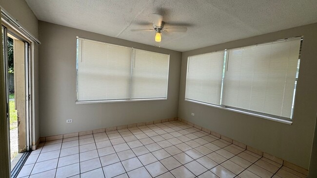 Foto del edificio - 3 Bed, 2 Bath Family Home Located on the Westside!