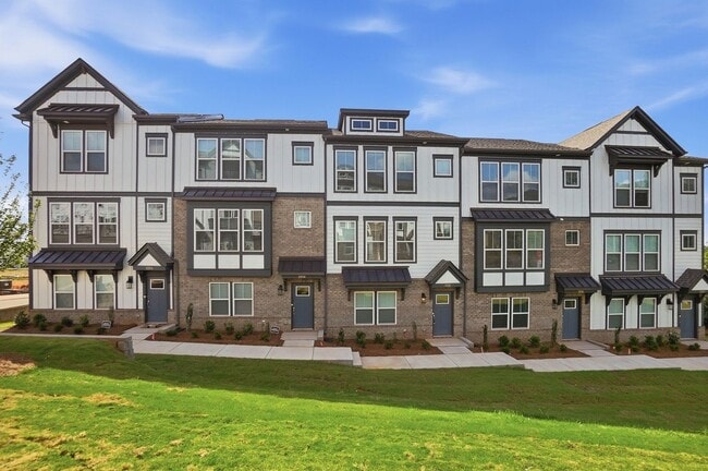 Building Photo - Brand-New Townhome in the University area at Senata at Research Park!
