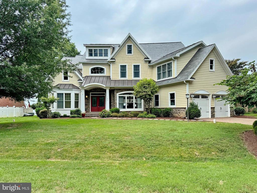 Foto principal - 11660 Bachelors Hope Ct