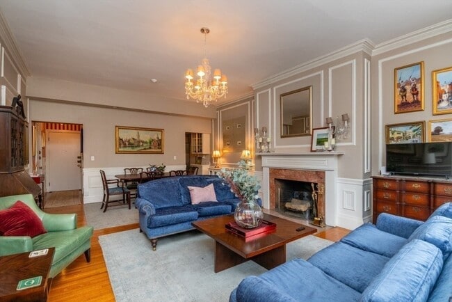 *Las imágenes son muestras representativas de la unidad anunciada. En algunos casos, las unidades reales que visita... - 154 Beacon St