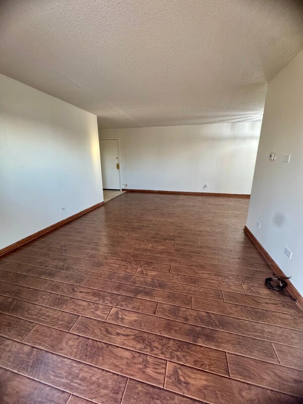 Foto del edificio - 1463 Mercury Dr