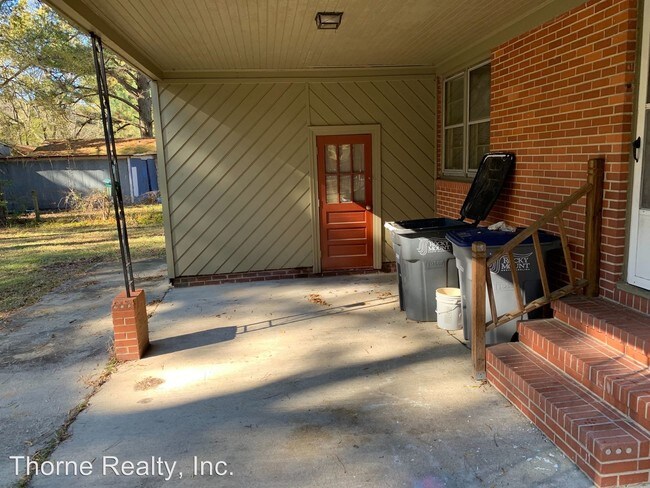Building Photo - 3 br, 2 bath House - 1255 Planters Street