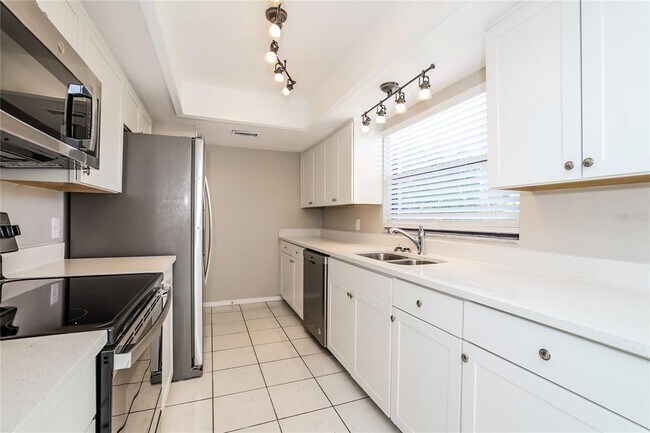 Foto del edificio - 1659 Sunburst Way