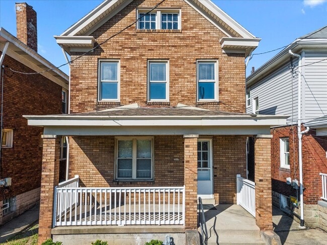 Foto del edificio - 2816 Clermont Ave