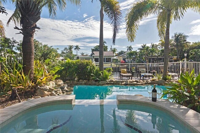 Building Photo - 3220 S Terra Mar Dr