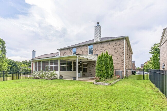 Foto del edificio - Amazing Home In Creekside Station