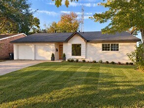 Building Photo - 6026 Willowbend Blvd