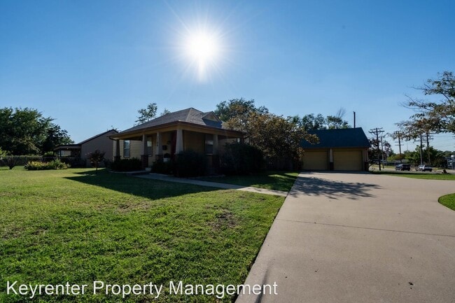 Building Photo - 2 br, 2 bath House - 2106 S Oswego Pl