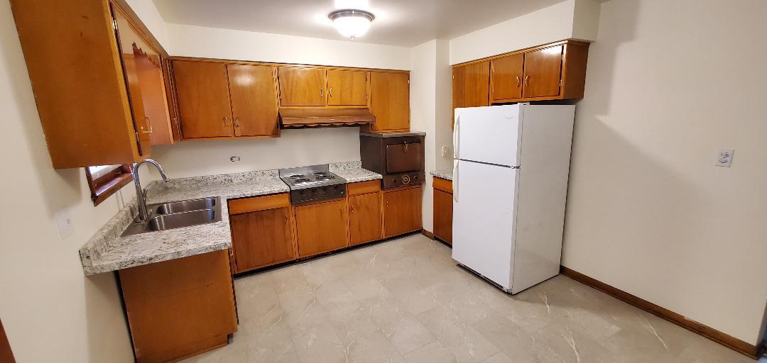 Kitchen - 7400 W Diversey Ave
