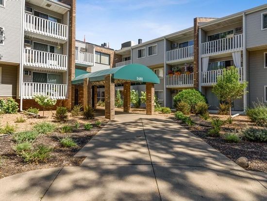 Building Photo - 1601 N Innsbruck Dr