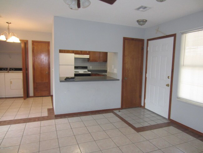 Foto del edificio - 2909 S Jackson Ave