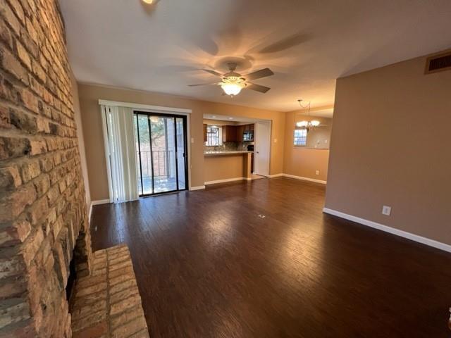 Foto del edificio - 15221 Berry Trail