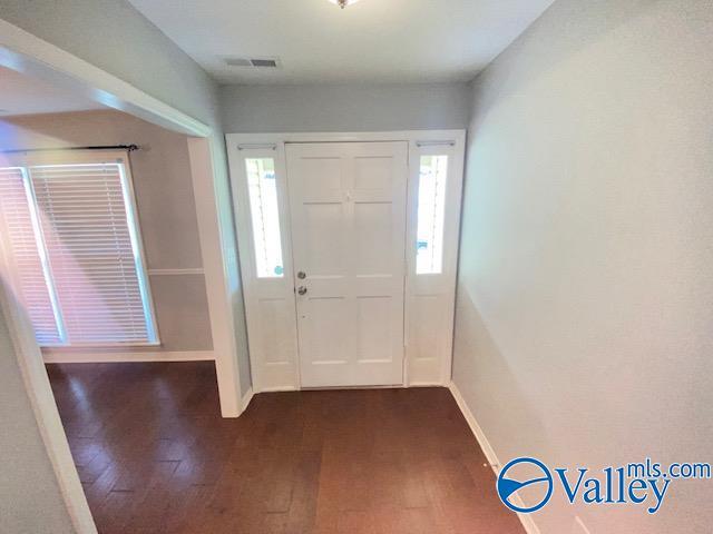 Building Photo - 826 Crestview Dr