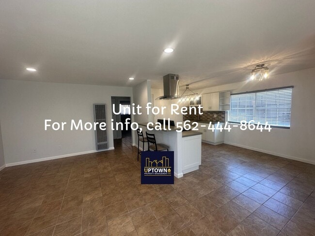 Building Photo - Apartment - 2 Bedrooms / 1 Bath - La Habra