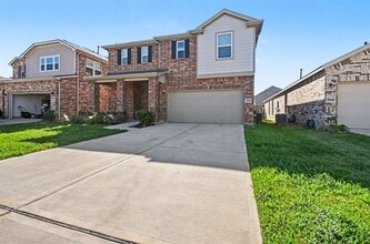 Building Photo - 7218 Bakersfield Ct