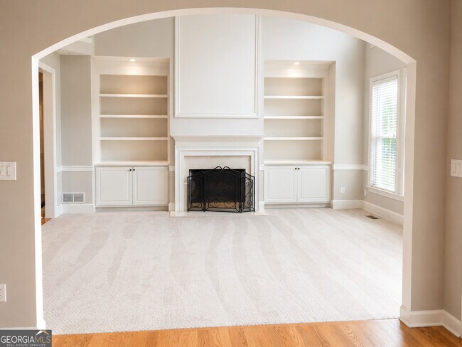 Building Photo - 3391 Fieldwood Dr SE