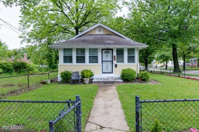 Building Photo - 3 br, 2 bath House - 2722 26th Street, NE