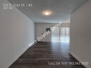 Building Photo - 232 E 21st St