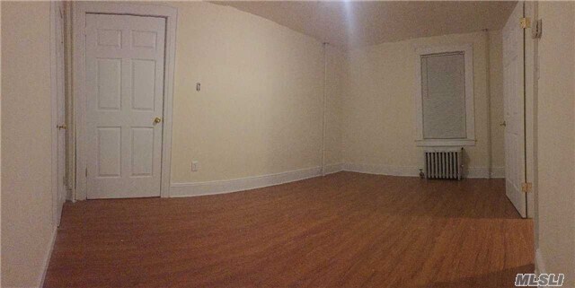 Foto del edificio - 65-73 162nd St