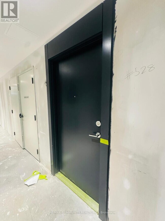 Photo du bâtiment - 7439 Kingston Rd