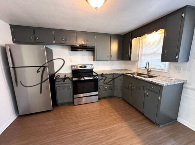 Foto del edificio - 639-C S Crysler Ave