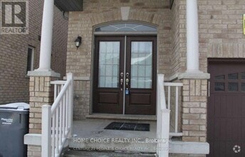 Building Photo - 66 Speedwell St