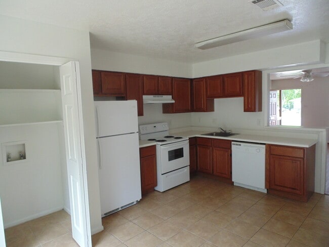 Foto del edificio - 2434PR