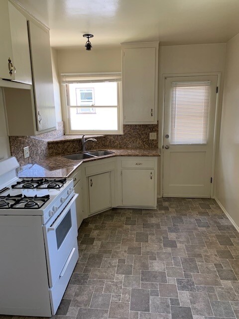 Foto principal - 1422 Dixon St