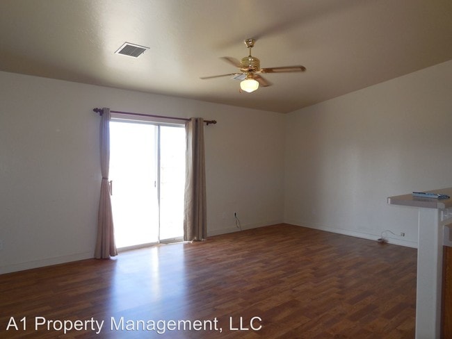 Building Photo - 815 W Ahonen Rd
