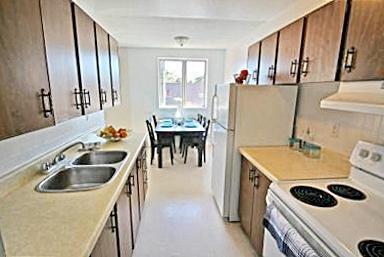 Photo du bâtiment - 185 Lisgar Av