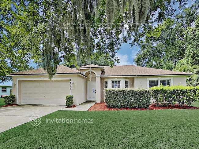 Building Photo - 2626 Needle Palm Dr