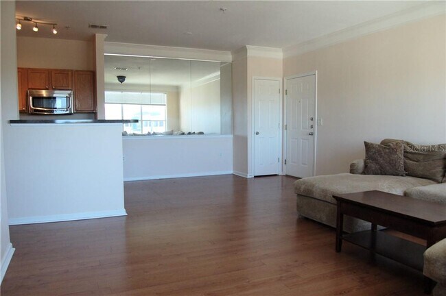 Foto del edificio - 4802 51st St W