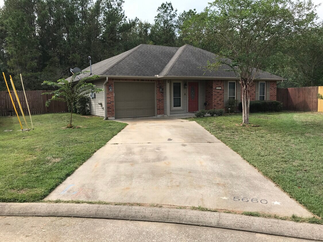 5660 Springfield Cir W, Lumberton, TX 77657 House Rental in Lumberton