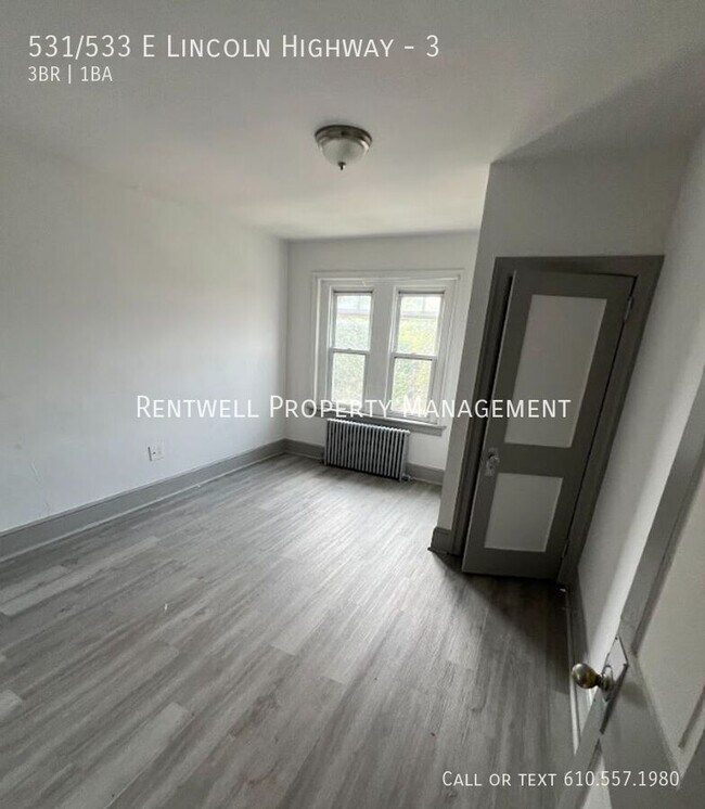 Building Photo - 531/533 E Lincoln Highway-3