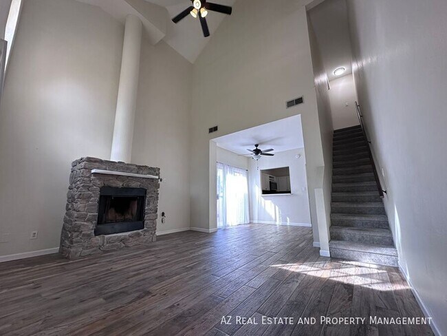 Foto del edificio - 1126 W Elliot Rd