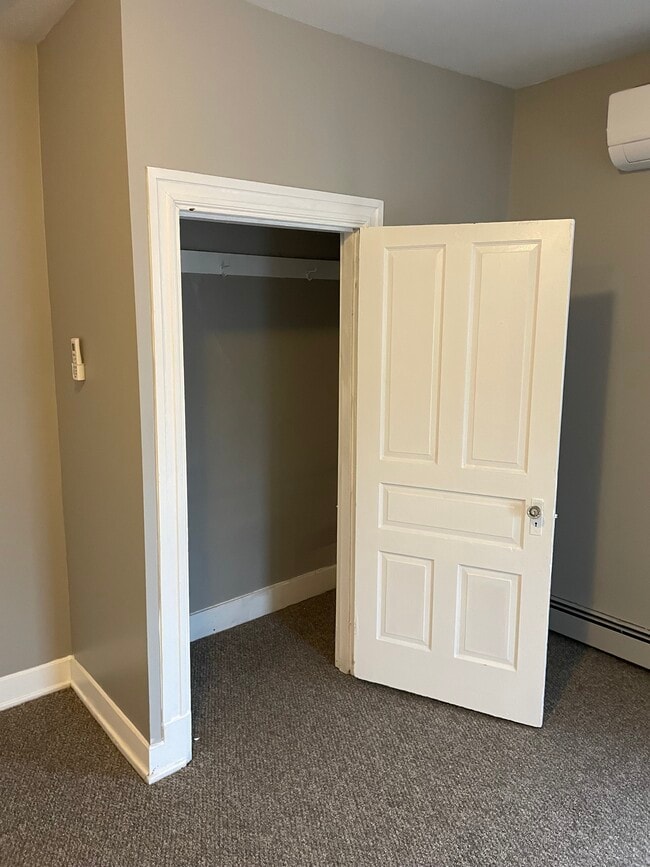 277 E Market St Unit 277 C, Hallam, PA 17406 Apartments in Hallam, PA