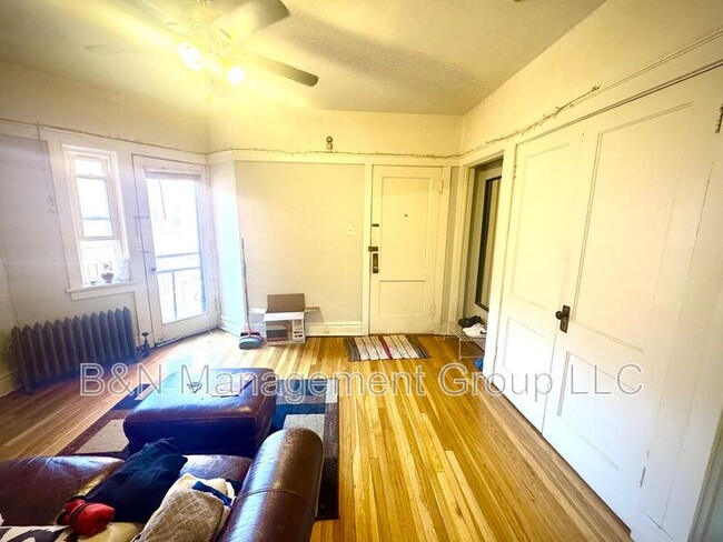 Photo - 1057 W. Dakin House