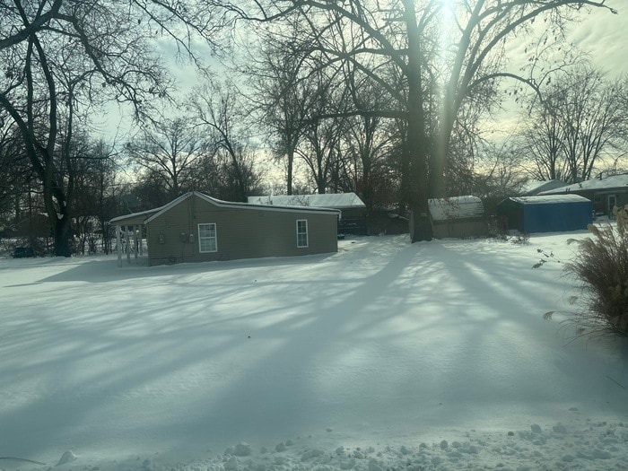 Foto del edificio - 3 bedroom 1 bath section 8 and market rent