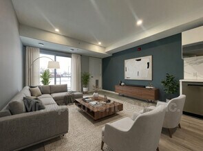 Building Photo - 155 Hagar St