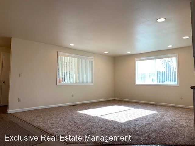Building Photo - 3 br, 2 bath House - 5049 Laurelwood Drive