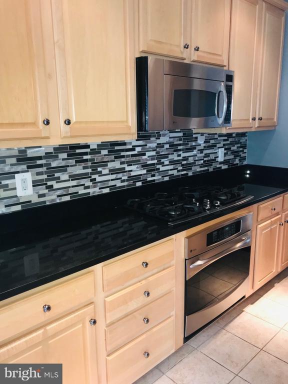 Foto del edificio - 14656 Crossfield Way