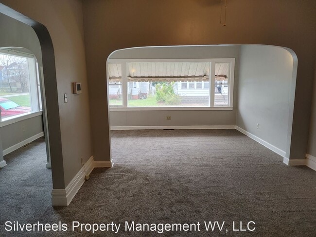 Building Photo - 4 br, 2 bath House - 1717 Park Street
