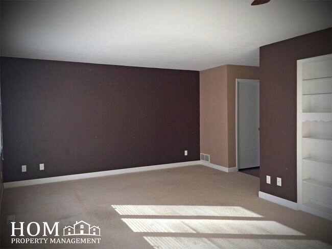 Foto del edificio - 165 Heather Ln