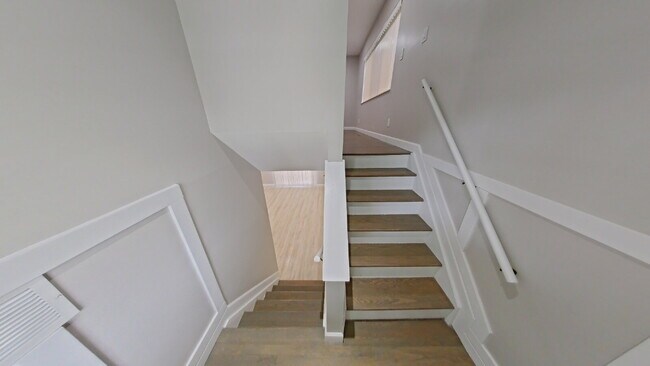 Foto del edificio - "3-Bed Sterling Heights Home with Granite Kitchen & Finished Basement!"