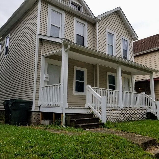 Building Photo - 142-144 West Park Avenue