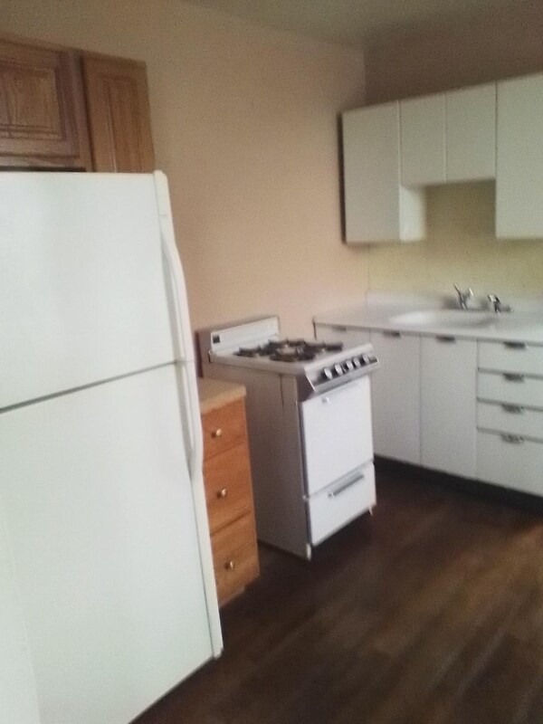 1602 Howard Ave Unit 1, Utica, NY 13501 Room for Rent in Utica, NY